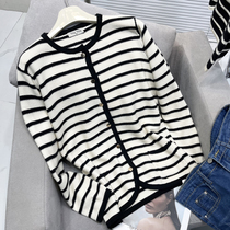 Fall Big Code 200 Catty Knitted Cardiovert Small Scent Wind Jacket Woman Commute Temperament Round Collar Striped Sweater Jacket Tide