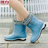 Kéo lại cộng với nhung ấm ủng đi mưa nữ ống ngắn thời trang giày không thấm nước cộng với tay áo cotton có thể tháo rời đi mưa giày chống nước đi phượt