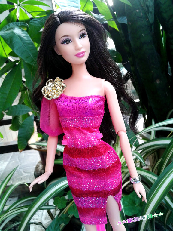 Chính hãng 6 điểm búp bê trang phục váy xiên vai phun tay áo nhỏ váy váy phụ kiện túi loạt búp bê đẹp