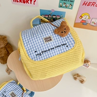 Большие желтые модели отправляют подвески