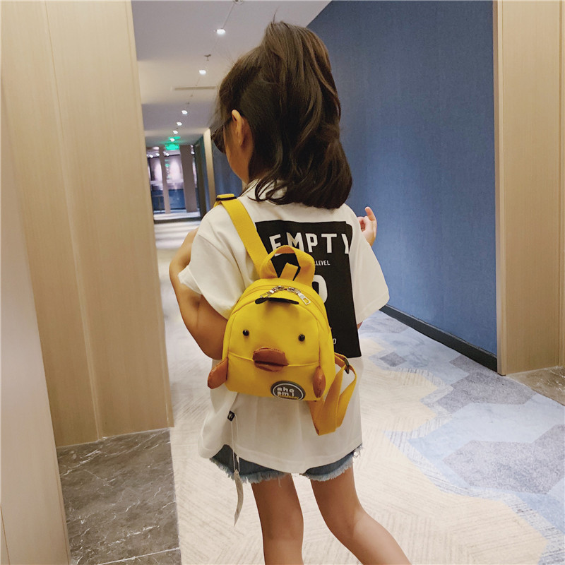 Cute children's rear shoulder bag 2021 male girls small school bag nursery school baby out for mini-anti-walking miss bag tide