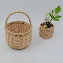  Phoenix Tuzhen vine hand-woven picking portable round childrens fruit Strawberry plum gift woven small basket