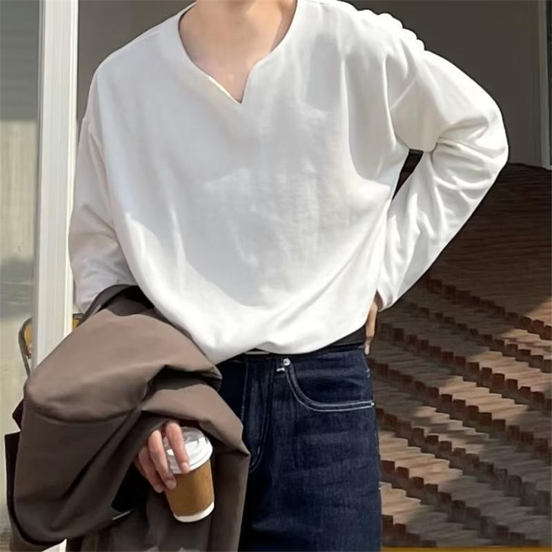 Korean Style Ins V-Neck Design Long-Sleeve T-Shirt for Men, Loose Fit, Solid Color, Versatile Casual Base Shirt for Spring and Autumn