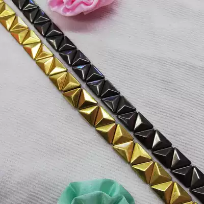 Clothing accessories according to claw claw beads claw nail rivets can be customized factory direct sales a large number of spot