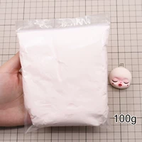 Белая кожа не содержит детскую голову