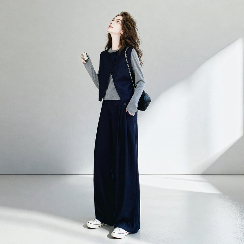 Mature Style T-Shirt Vest Wide-Leg Pants Set for Women, 2026 Autumn New Style, Very Beautiful, Elegant, Casual Three-Piece Set