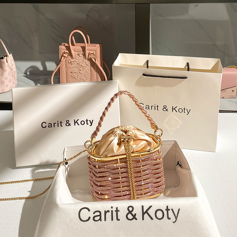 Carit Koty Metal Birdcage Bag 2025 New French Niche Diamond Set Handbag Green PU Material