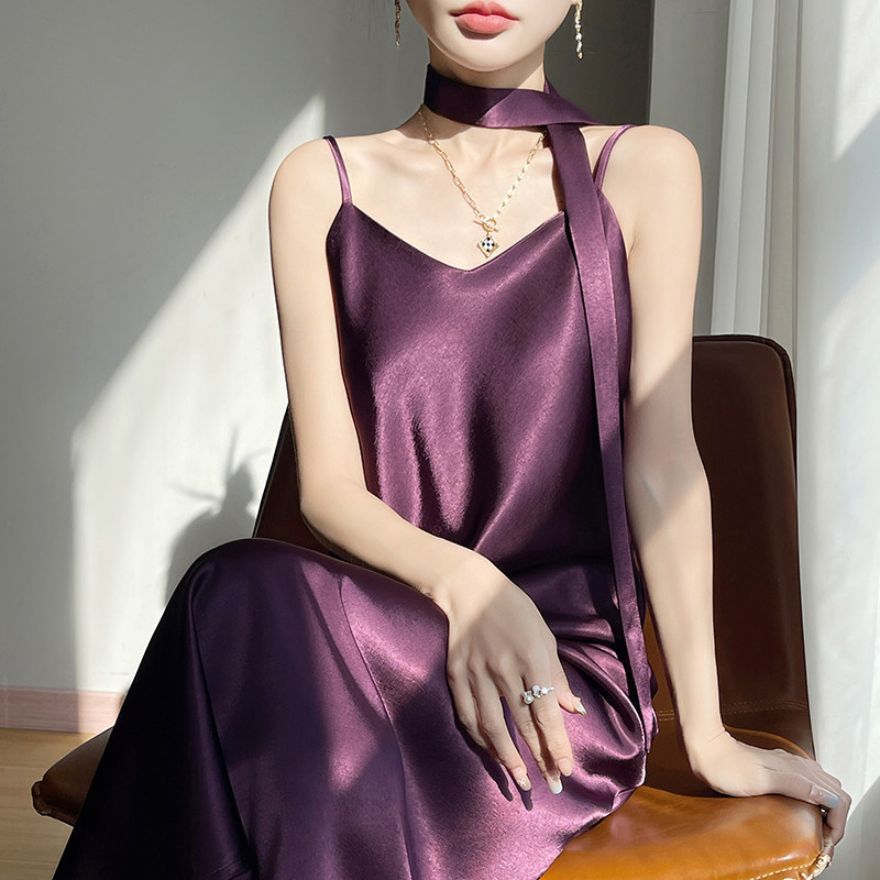 Sandro Hepburn Elegant and Stylish Mulberry Silk Suspender Dress for Women, New High-Waisted Slim-Fit Long Dress
