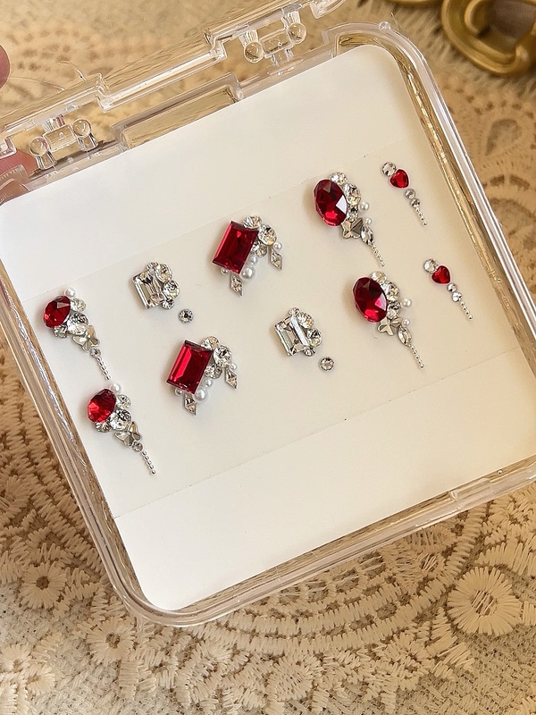 Dongzhou Nail Art Rhinestone New Year Nail Art Material Kit Xiaohongshu Popular Nail Combination Set Rhinestone Kit Super Sparkly Dongzhou Nail Art Rhinestone New Year Nail Art Material Kit Xiaohongshu Popular Nail Combination Set Rhinestone Kit Super Sparkly