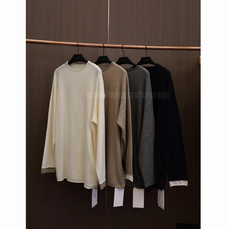In the Evening |   Cashmere + Sheep Wool Color-Blocked Sweater En101303