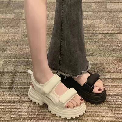 Thick-soled sponge Roman sandals for women's summer outerwear 2026 summer new Velcro beach shoes, best-selling height-increasing shoes
