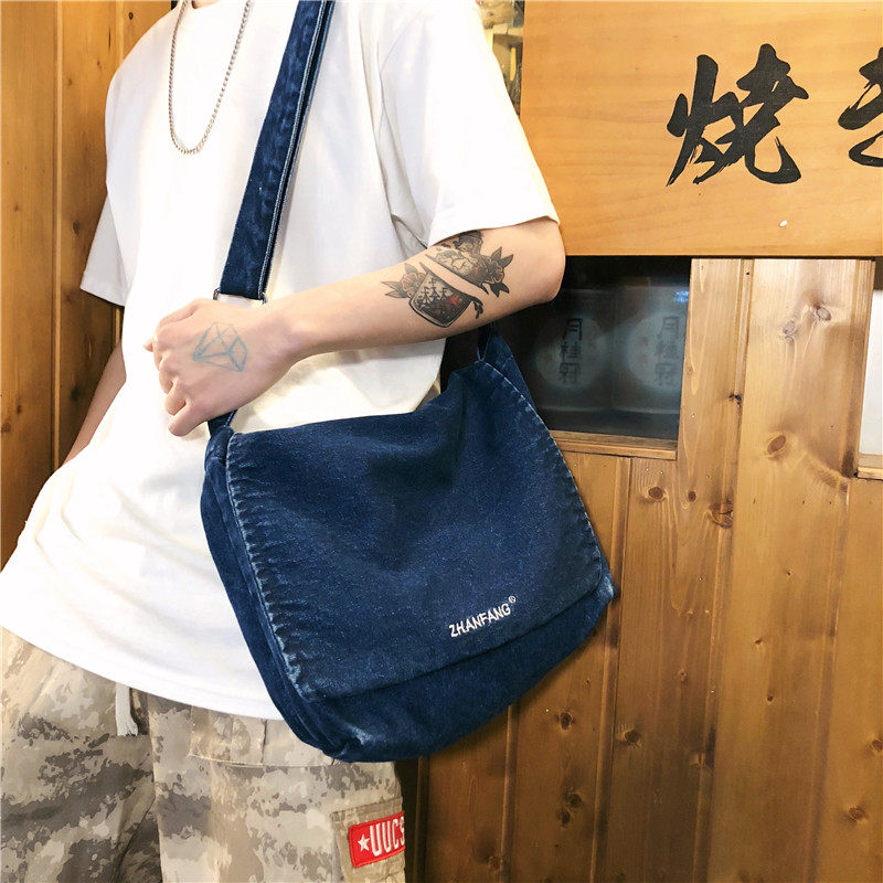ins medium bag female canvas bag female messenger college student class Korean version of the shoulder bag tide messenger bag college style all-match