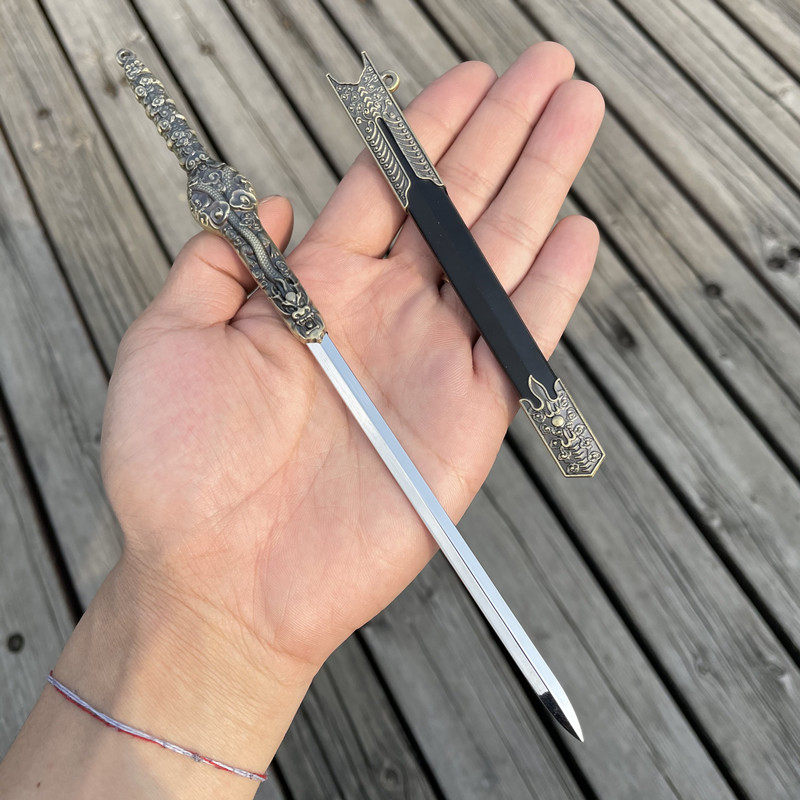Ruyi Xiaojian Longquan city ancient Han sword Qin Wang Decorative Furnishing Short Knife Pocket Mini Soldier Unopened Blade