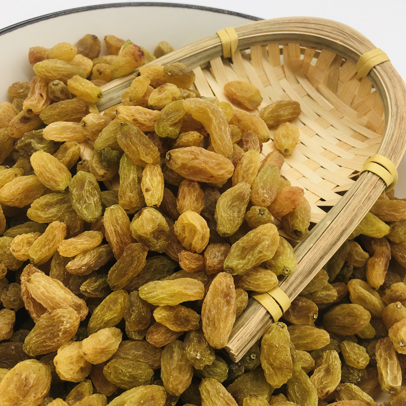 Xinjiang special products in grain green grapes dry milk tea fried yogurt burning fairy grass 20 catfish without washing