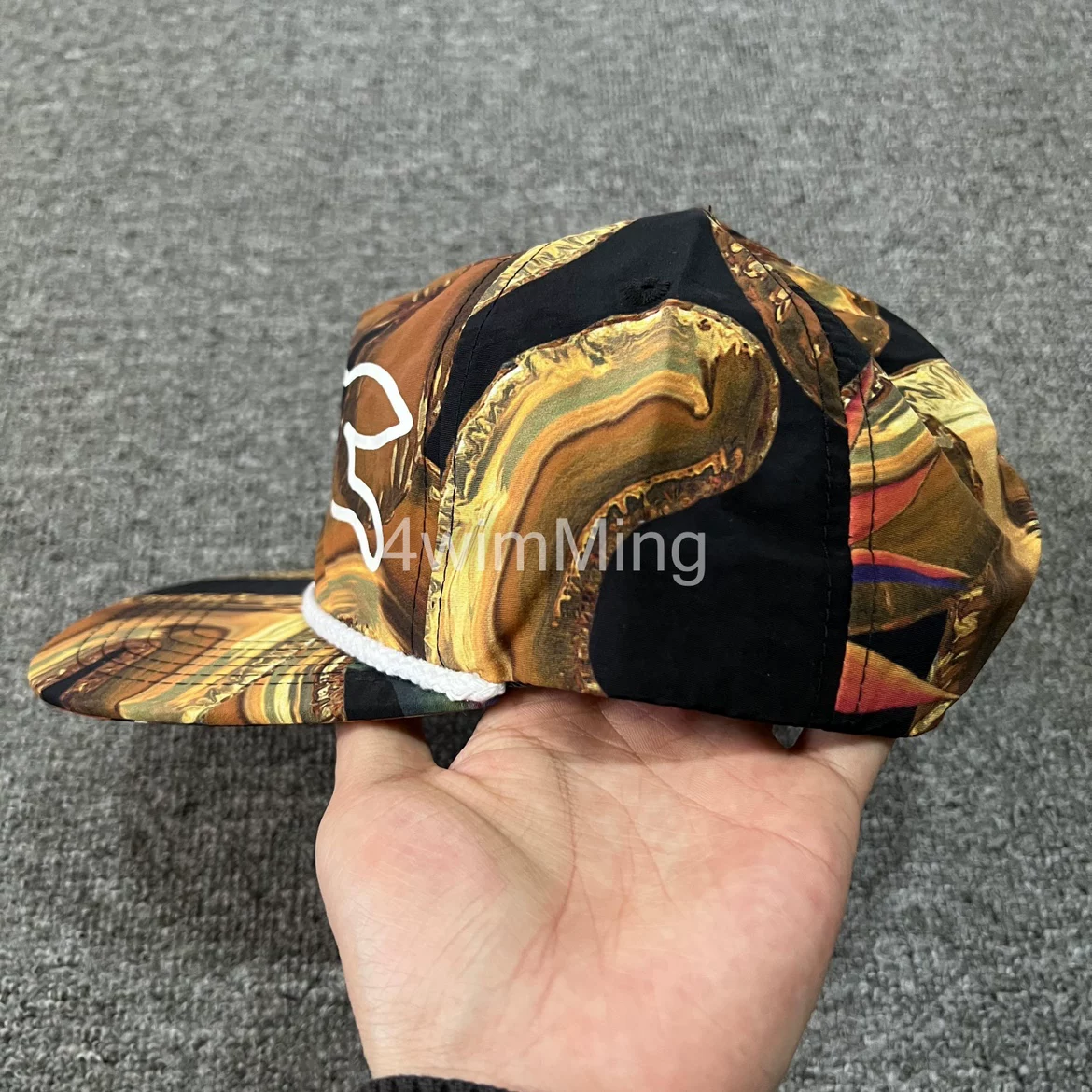 Кепка с плоским полем BBC ICECREAM Flying Dog Visor
