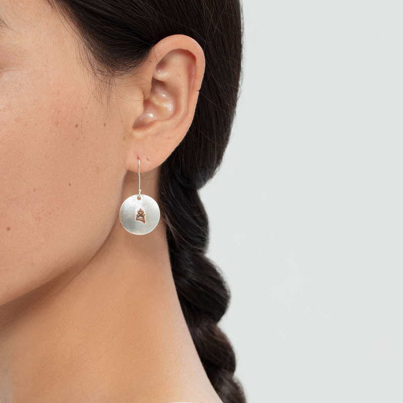 【New Model】Gari×Qinle Bam Khorleng Mother Seed Word Earrings Necklace Tibetan Minimalist Earrings Pendant 【New Model】Gari×Qinle Bam Khorleng Mother Seed Word Earrings Necklace Tibetan Minimalist Earrings Pendant