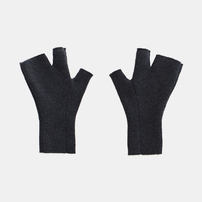 「凌雅Ilnya」差池_ Knitted Gloves Three-Piece Fingerless Half-Finger Gloves 「凌雅Ilnya」差池_ Knitted Gloves Three-Piece Fingerless Half-Finger Gloves