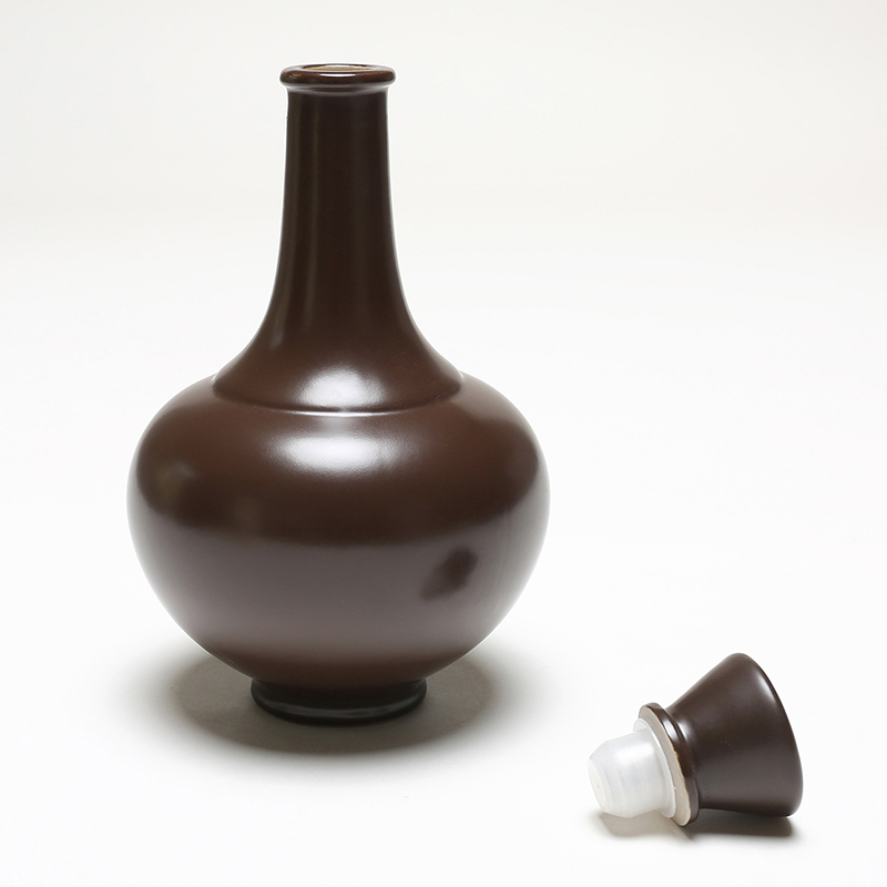 Ancient garden ceramics yixing sealing hanging glaze purple sand pottery and porcelain bottle 1 catty 500 ml of household hip archaize jugs
