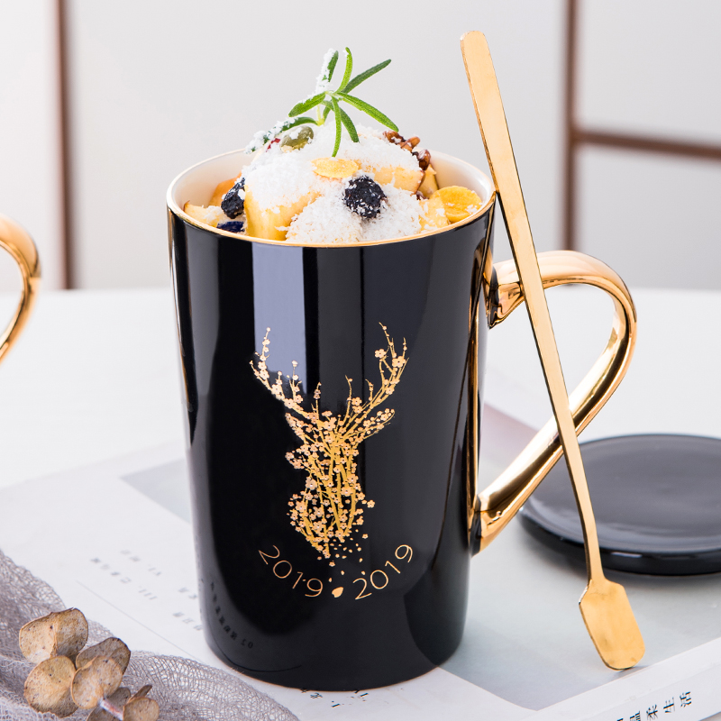 New Year gift cup creative pig cup move ceramic cup with cover spoon keller cup coffee cup