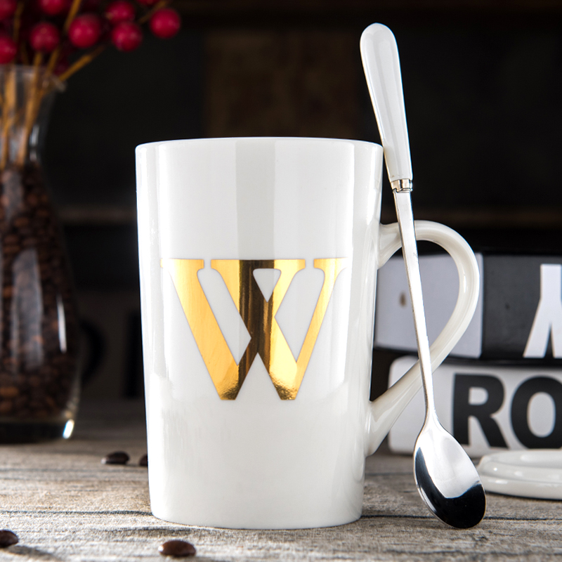 Creative surname ceramic cups with cover run water cup ipads China mugs office picking coffee cups of milk tea cups