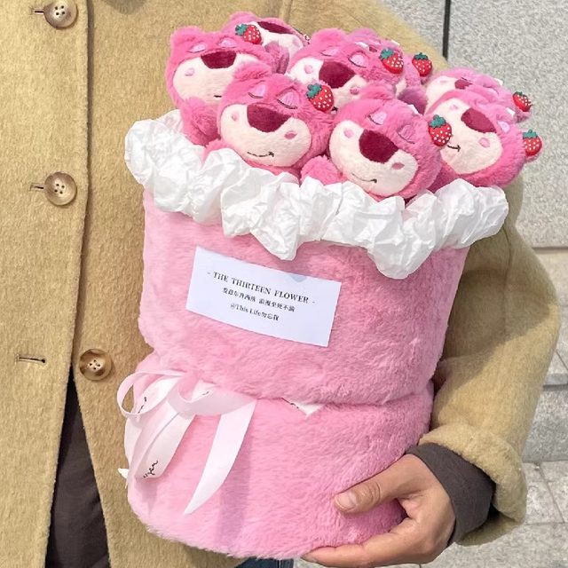 Strawberry Bear Bouquet Cute Doll for Best Friend Girl ແຟນຈົບພິທີຂອງຜູ້ໃຫຍ່ Bouquet ມີຄວາມຮູ້ສຶກ Ritual