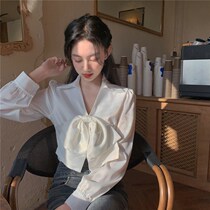 White shirt womens design sense niche bow base shirt Spring and summer long-sleeved temperament thin short top tide