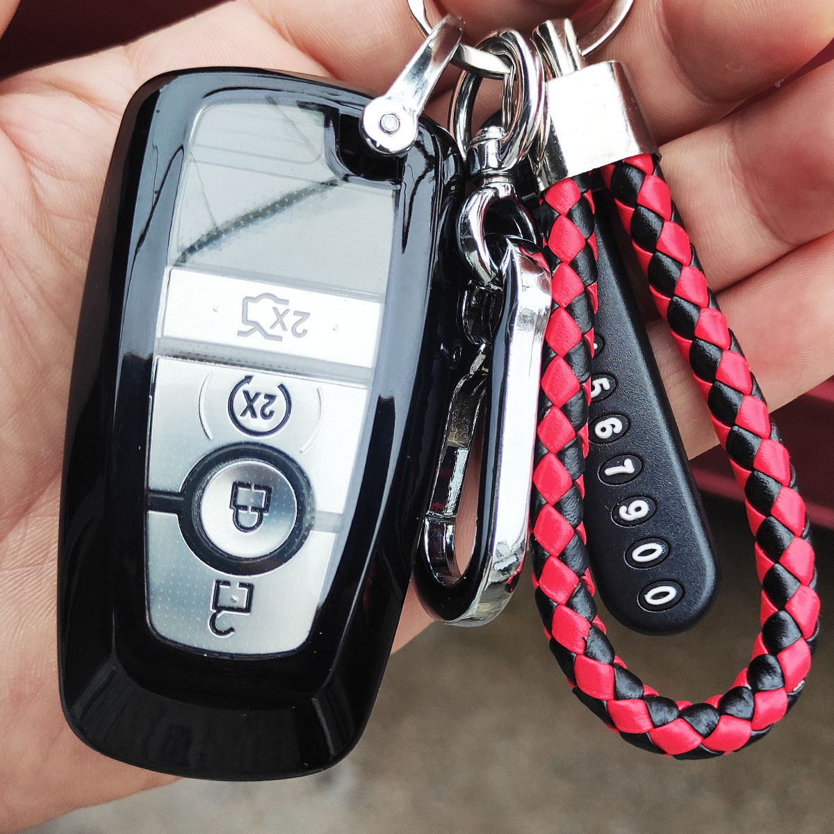 Ford Fox Fuchs Ford Wing Tiger Sharp World Sharp Golden Bull's special car key bag protective sleeve