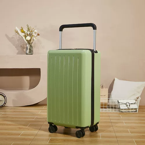 Прочный чемодан, 2023, популярно в интернете