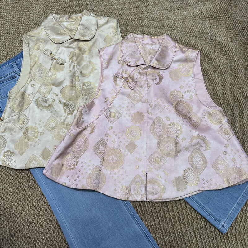 2026 Spring New Style New Chinese Style Heavy Embroidery Jacquard Turn-Down Collar Buttoned Vest Top
