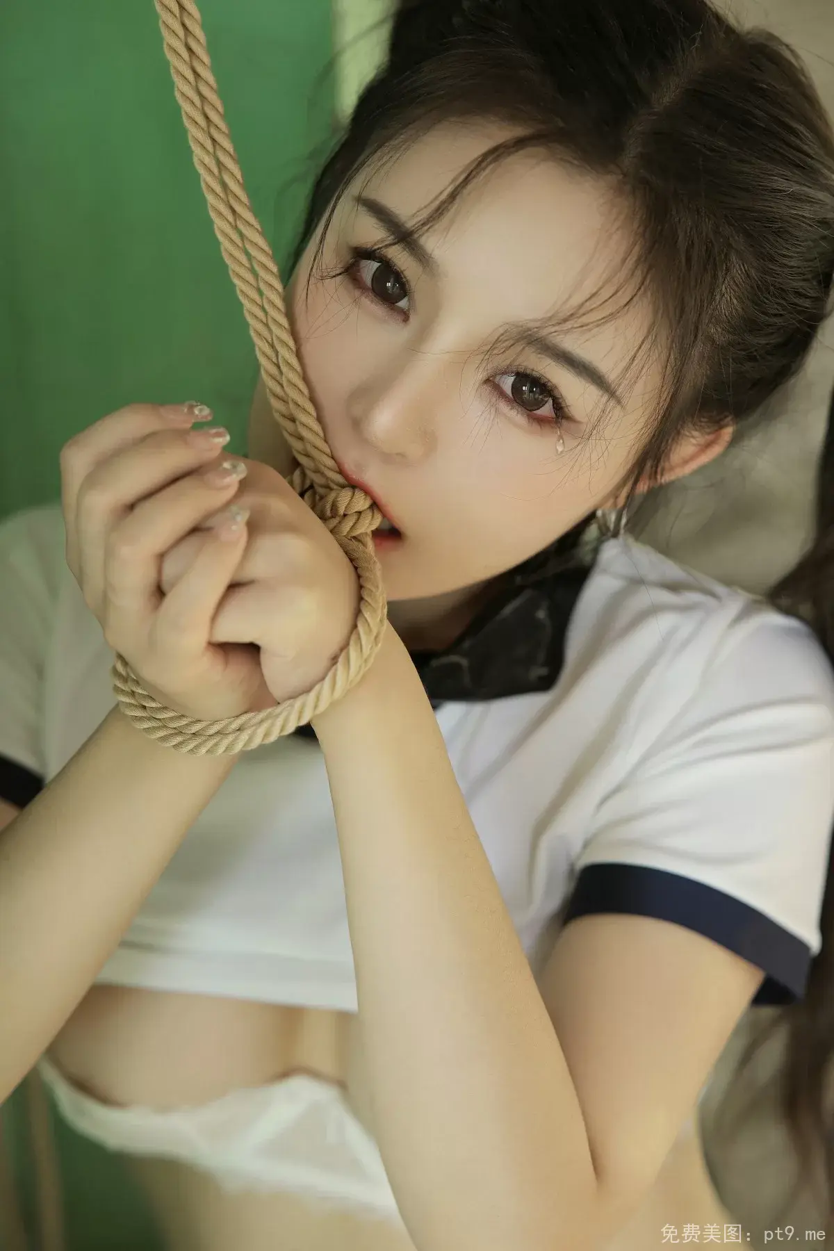 桃暖酱 – 废墟 [39P]-品图吧