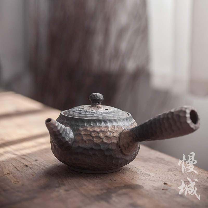 Manual side to make coarse pottery teapot retro-cook teapot ceramic home health care day style Gongfu tea furniture set tea tea pot