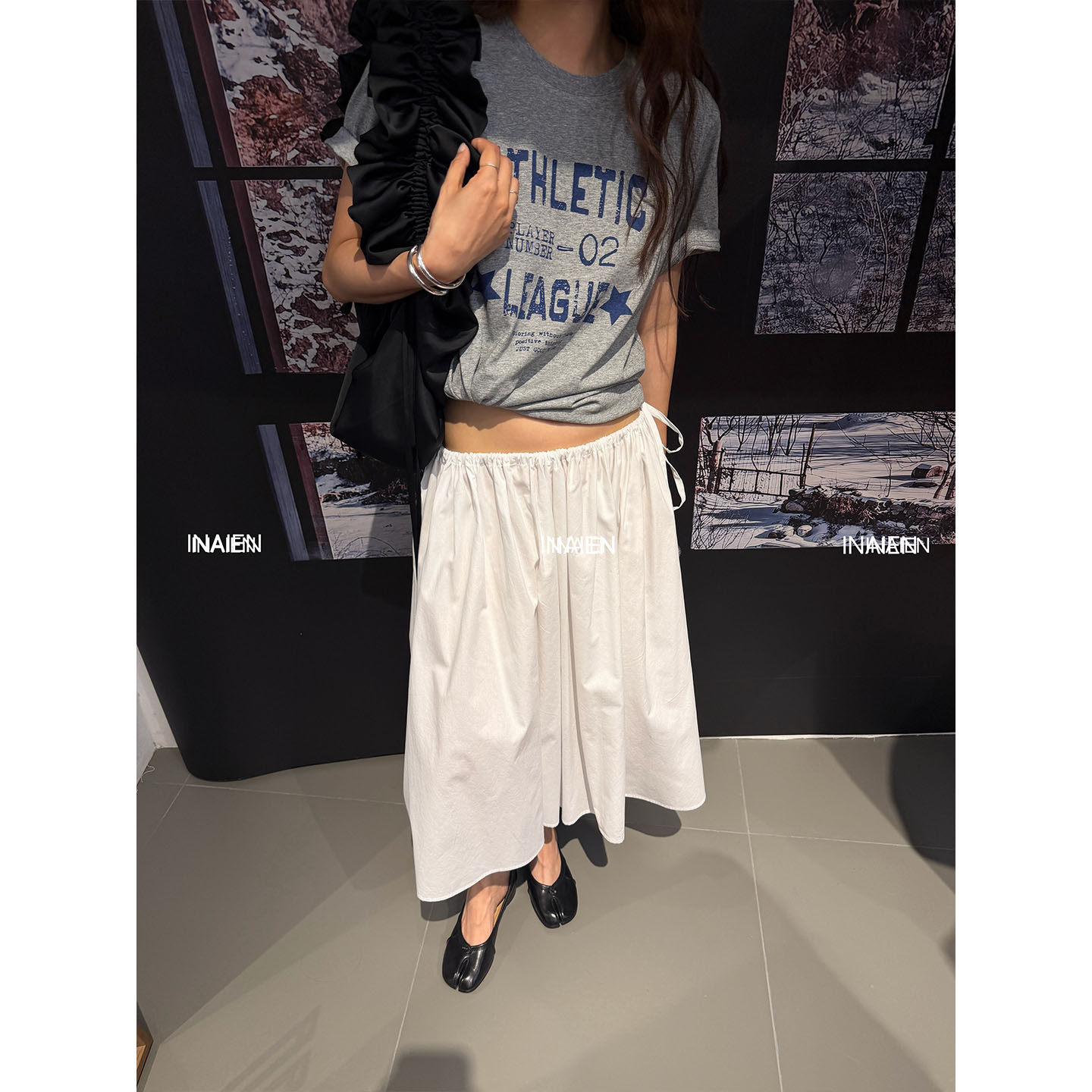 INAIEN笑笑家 весна-лето футболка с принтом букв, потертая, свободная, скрывающая недостатки