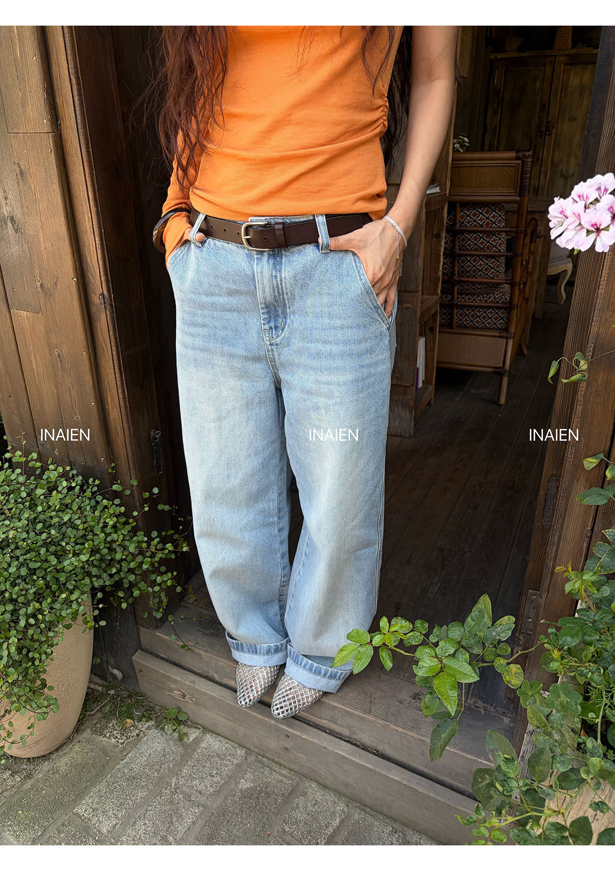 INAIEN笑笑家 стильные универсальные джинсы клеш с эффектом стирки