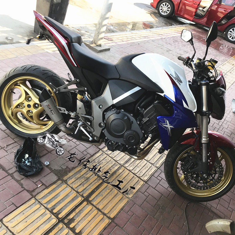 Applicable to Honda CB1000R modified exhaust CB1000R Ji Village exhaust SC exhaust wolf head exhaust