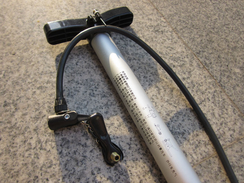 Pompe à vélo - Ref 2390843 Image 5