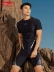 Quần bơi Li Ning đồ bơi nam boxer phù hợp với thiết bị tập luyện chuyên nghiệp 2022 mới phong cách nóng bỏng quần năm điểm chống xấu hổ áo bơi nam dài tay đồ bơi nam dài tay 