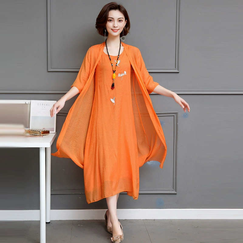 Mùa hè mới năm 2021 váy cotton và vải lanh hai mảnh eo rộng rãi phong cách dân tộc phụ nữ thêu retro phù hợp với váy dài - Váy dài