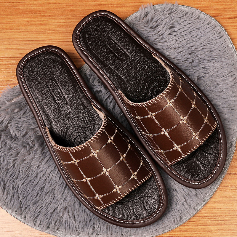 Leather home slippers for men and women summer indoor non-slip does not smell smelly wood floor household cowhide on-line sandals and slippers