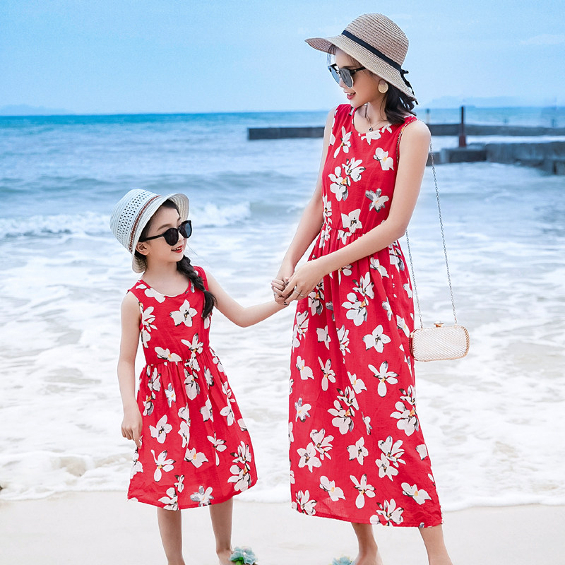 Summer parent-child dress children's cotton beach skirt in the big boy mother and daughter cotton silk gauze skirt in the long version of the girl's floral skirt
