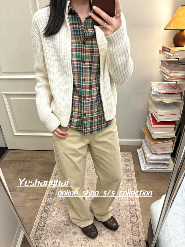 At the Same Style Level as [Zhixing], the Corn Stitch Zipper Cardigan Is a 100% Merino Wool Straight-Cut Knit Cardigan