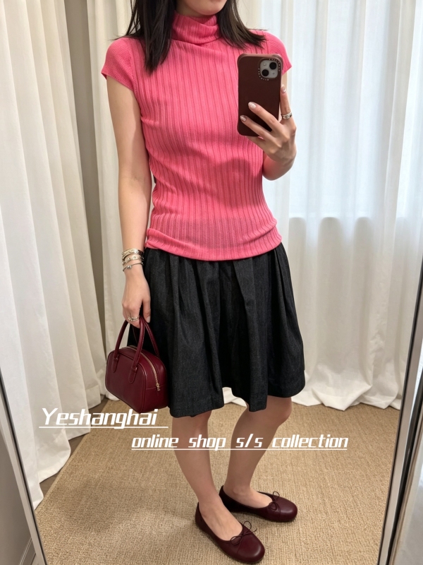 Same Style as At, 100% Imported Ultra-Fine High-Count Wool, Slim-Fit Turtleneck Pullover Knit Top with Small Flying Sleeves