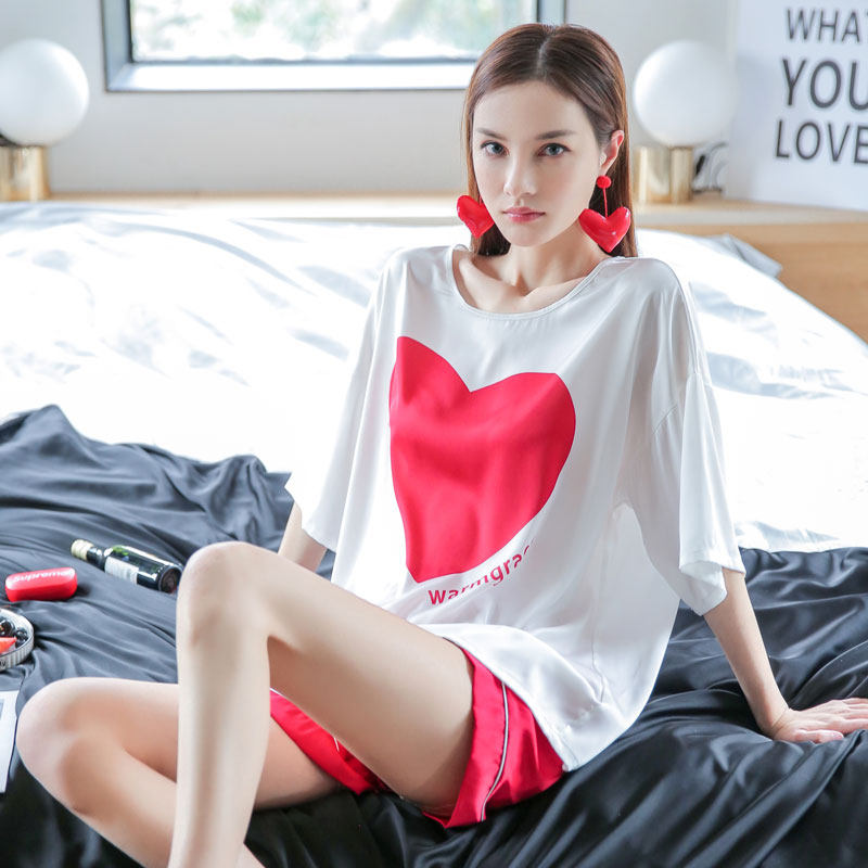 Pajamas women's 2022 new summer ice silk short-sleeved thin section sweet high-end real silk home clothes two-piece set