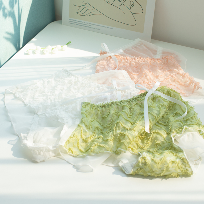 Korean ins style panties women's mid-rise low-rise girl birthday lace briefs head cotton crotch breathable thin