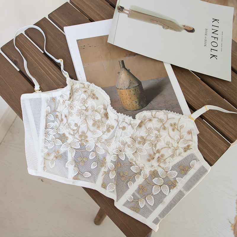 French underwear set Embroidery heavy lace summer underwear girl Ultra-thin sexy cute gathered tight bra