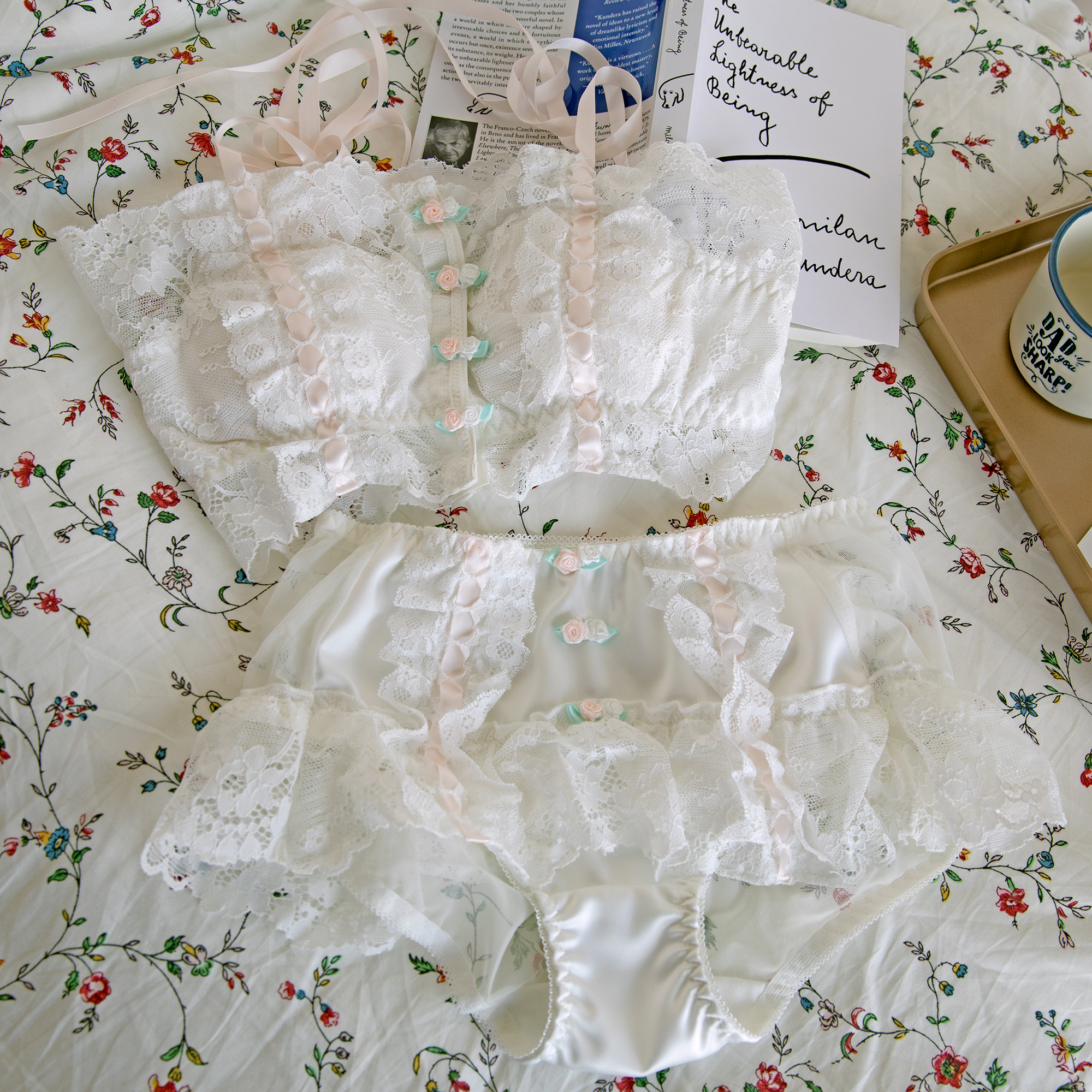 Day Series Retro Lingerie Suit Fairy Lace No Steel Ring Sweet And Cute Sexy No Steel Ring Comfort Pure Desire Underwear