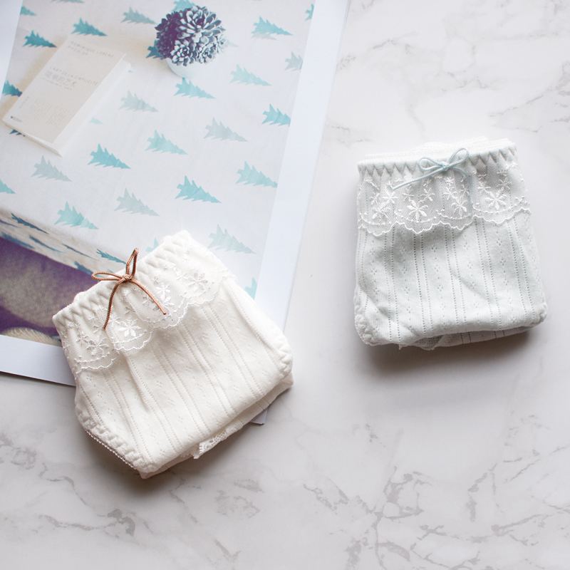 Day Ensemble Cute Jacquard 100% Pure all-cotton briefs Ladies in low waist and fresh and sweet and sweet and comfortable