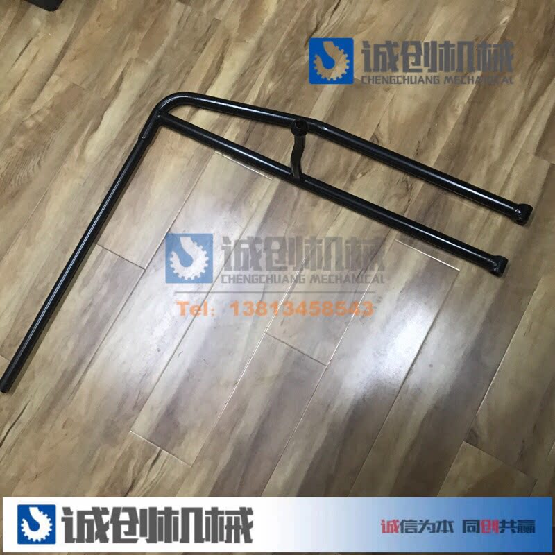 XCMG Crane Accessories 25k Qixing cab rearview mirror rearview mirror right bracket surface spray molding new product