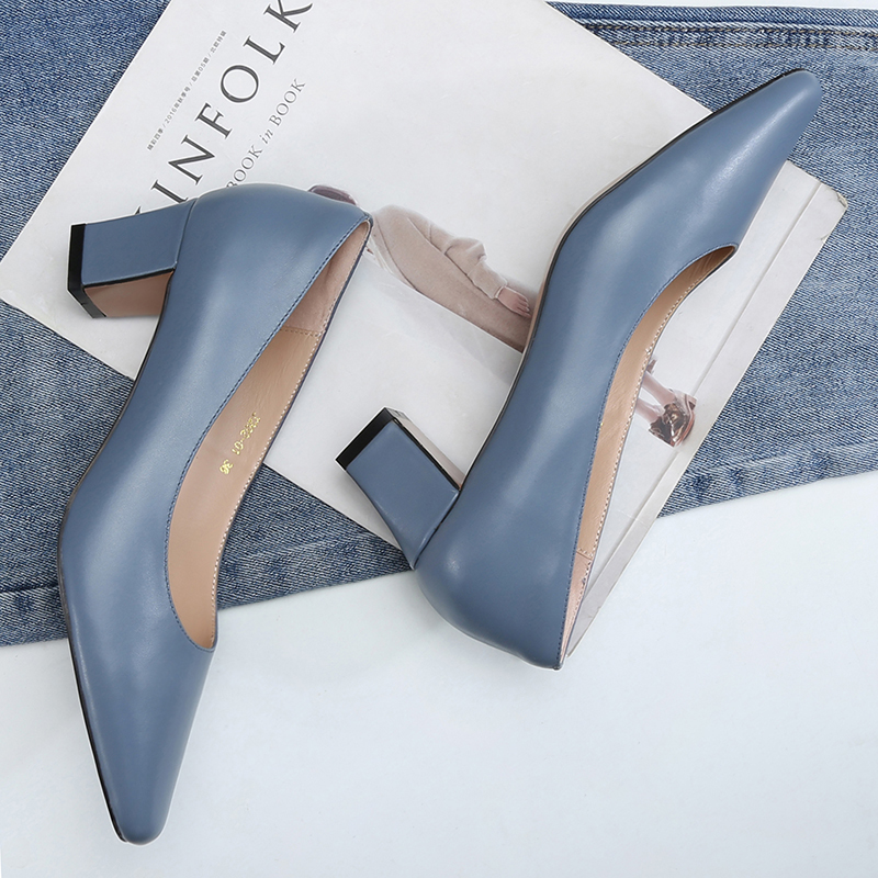 Xu Xiansen's home coarse heel single shoes 2023 new working shoes French style retro square head shallow mouth soft leather grandma shoes women-Taobao