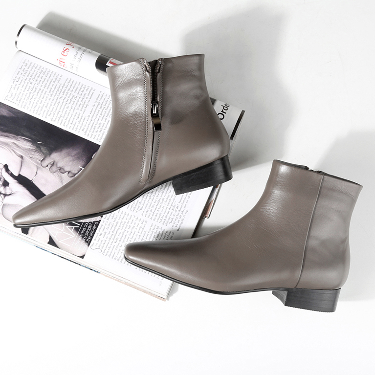 Fetal cowhide Chelsea short boots 2022 autumn and winter square toe flat thick mid-heel genuine leather plus velvet Martin boots single boots women