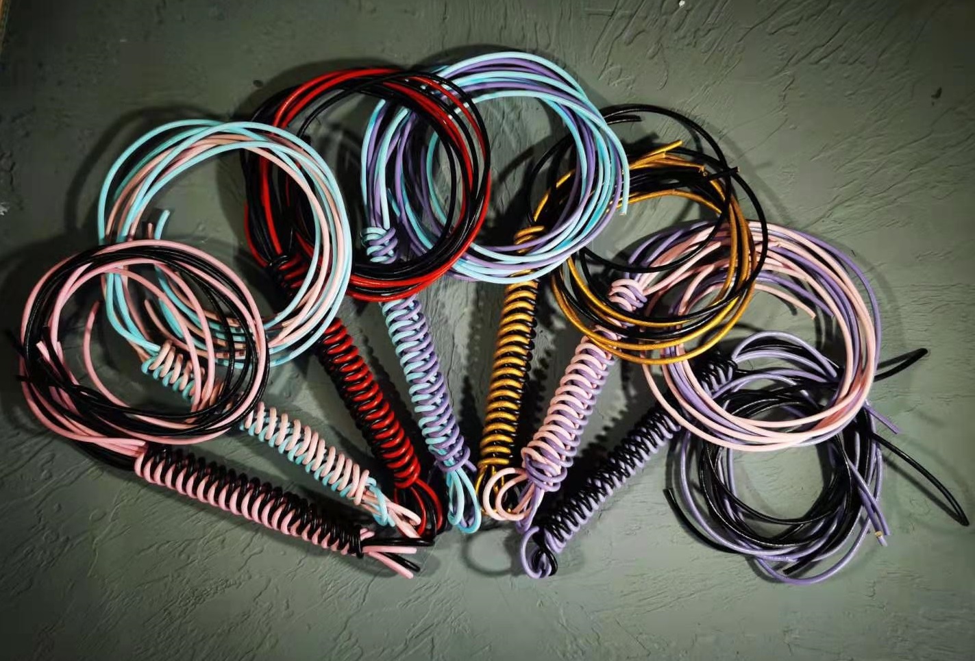 Lord's original hand as a cow leather loose whip material Package SP Loose Whip Pure Cow Leather Data Line Bulk Whip Material Bag